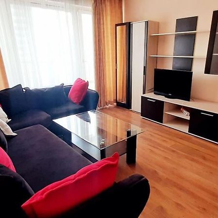 Soc Apartment Close To The Center ブルガス エクステリア 写真